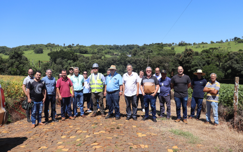 Governo inspeciona obras na Matas do Cavernoso